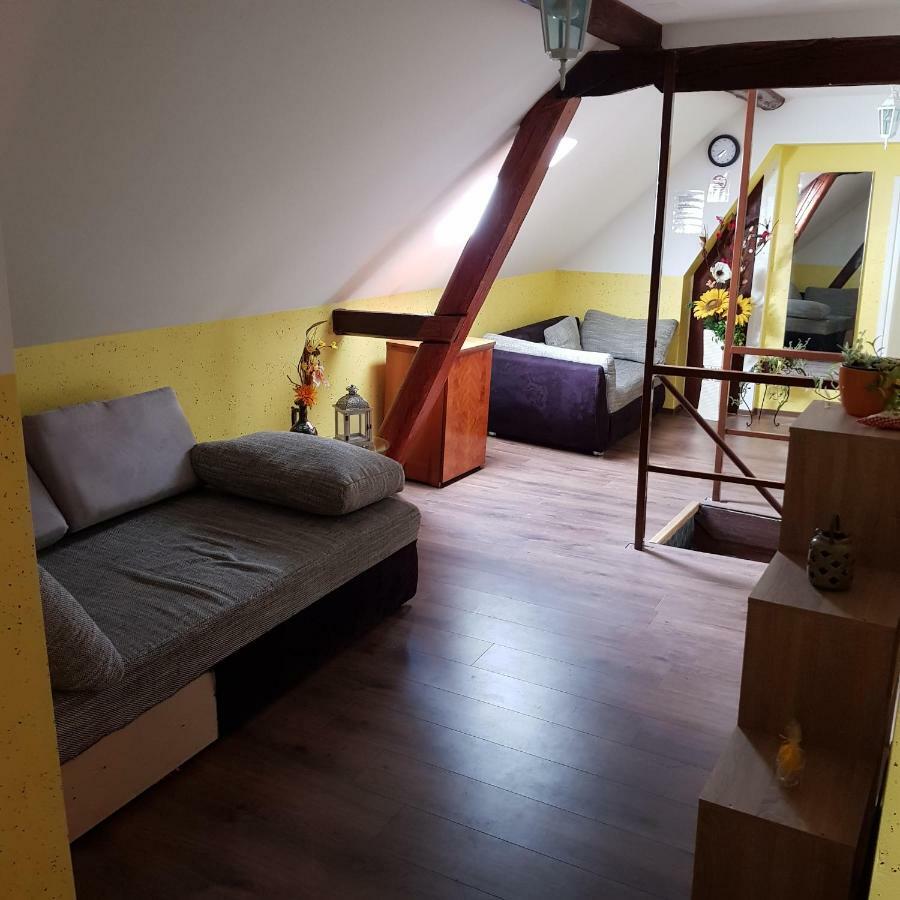 Guesthouse Osvald Zirovnica Ngoại thất bức ảnh