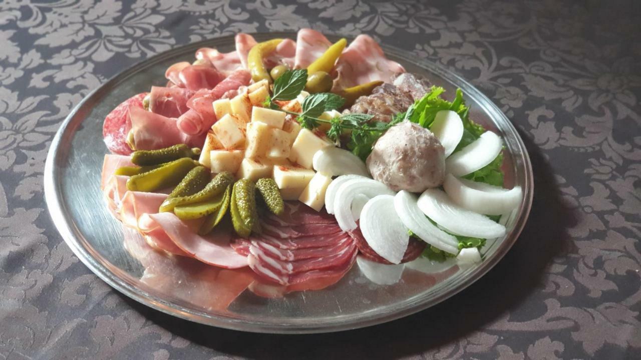 Guesthouse Osvald Zirovnica Ngoại thất bức ảnh