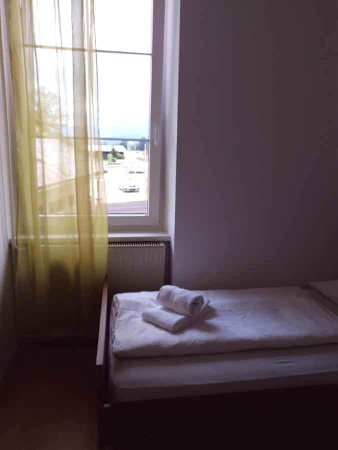 Guesthouse Osvald Zirovnica Ngoại thất bức ảnh